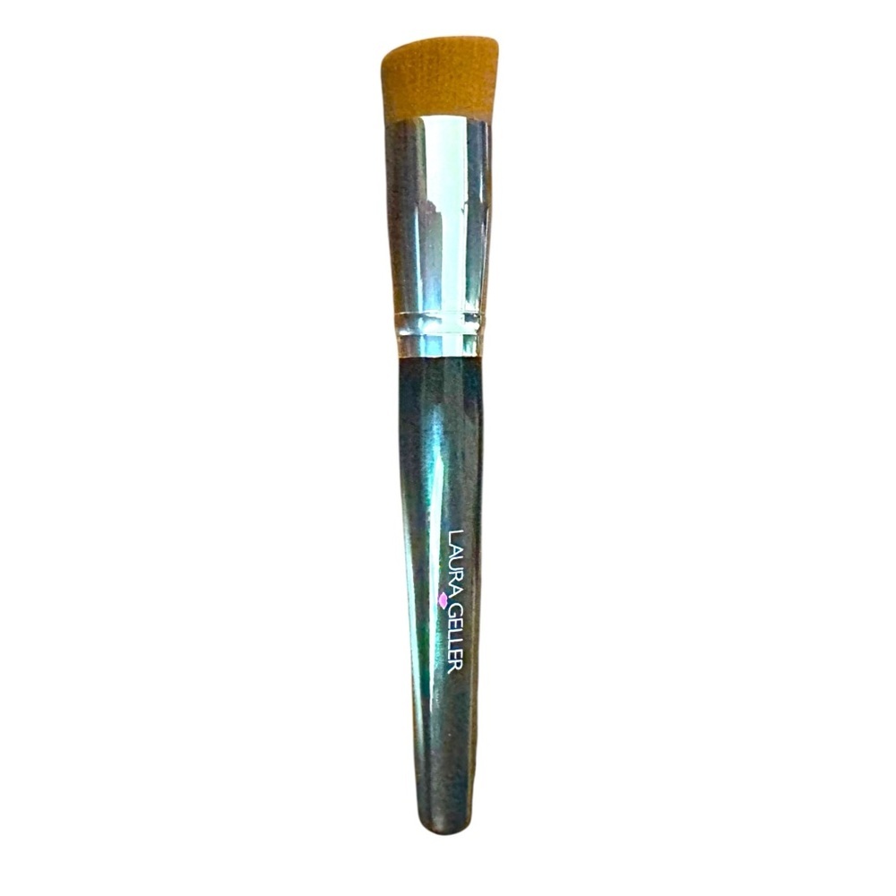 Laura Geller Angled Liquid Foundation Brush New w/o tags NWOT